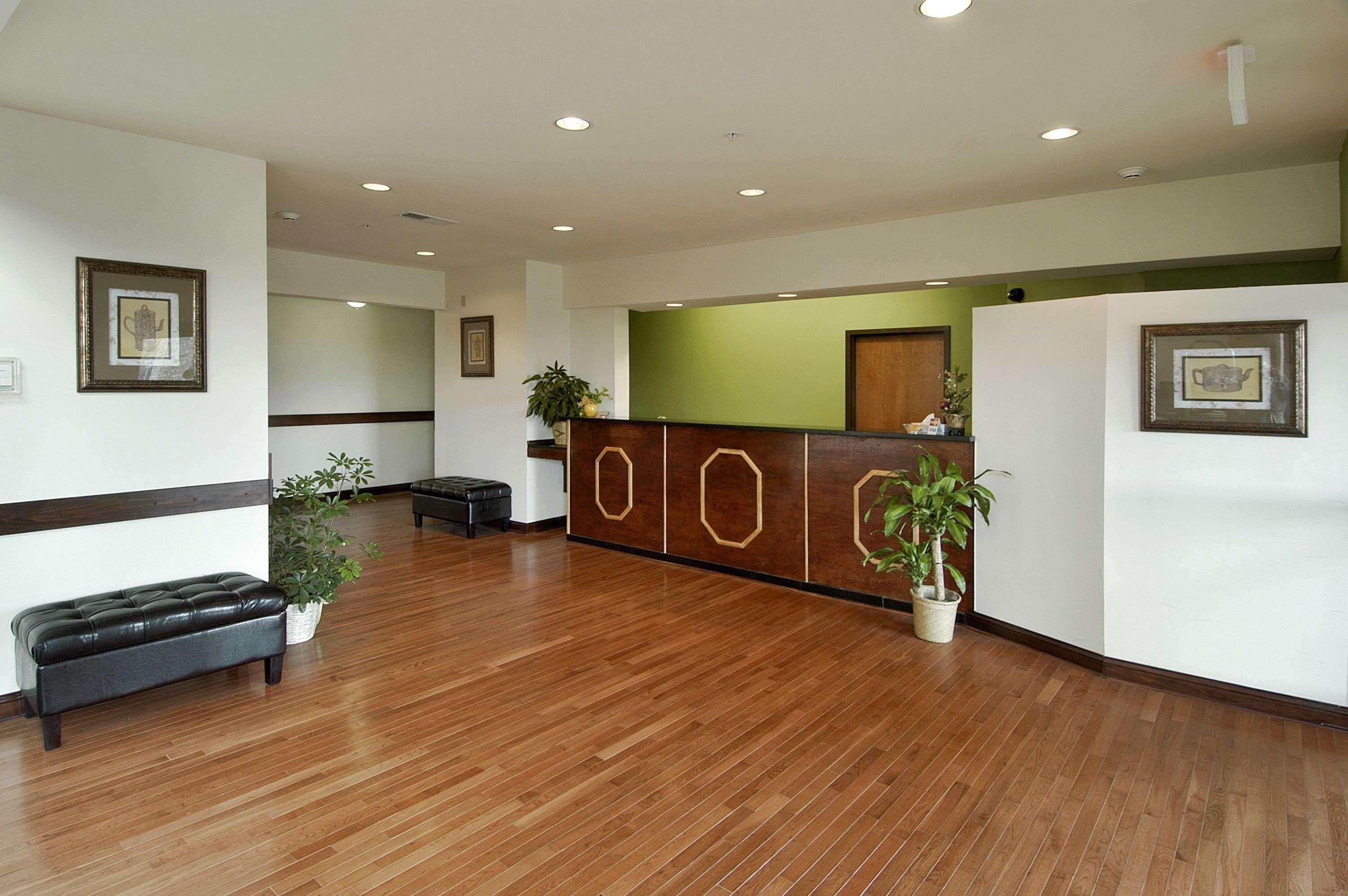Super 8 By Wyndham Bowling Green North Interior foto